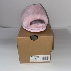 BRAND NEW INCLUDES BOX AND ORIGINAL TAGS! AUTHENTIC UGGS FROM UGG STORE